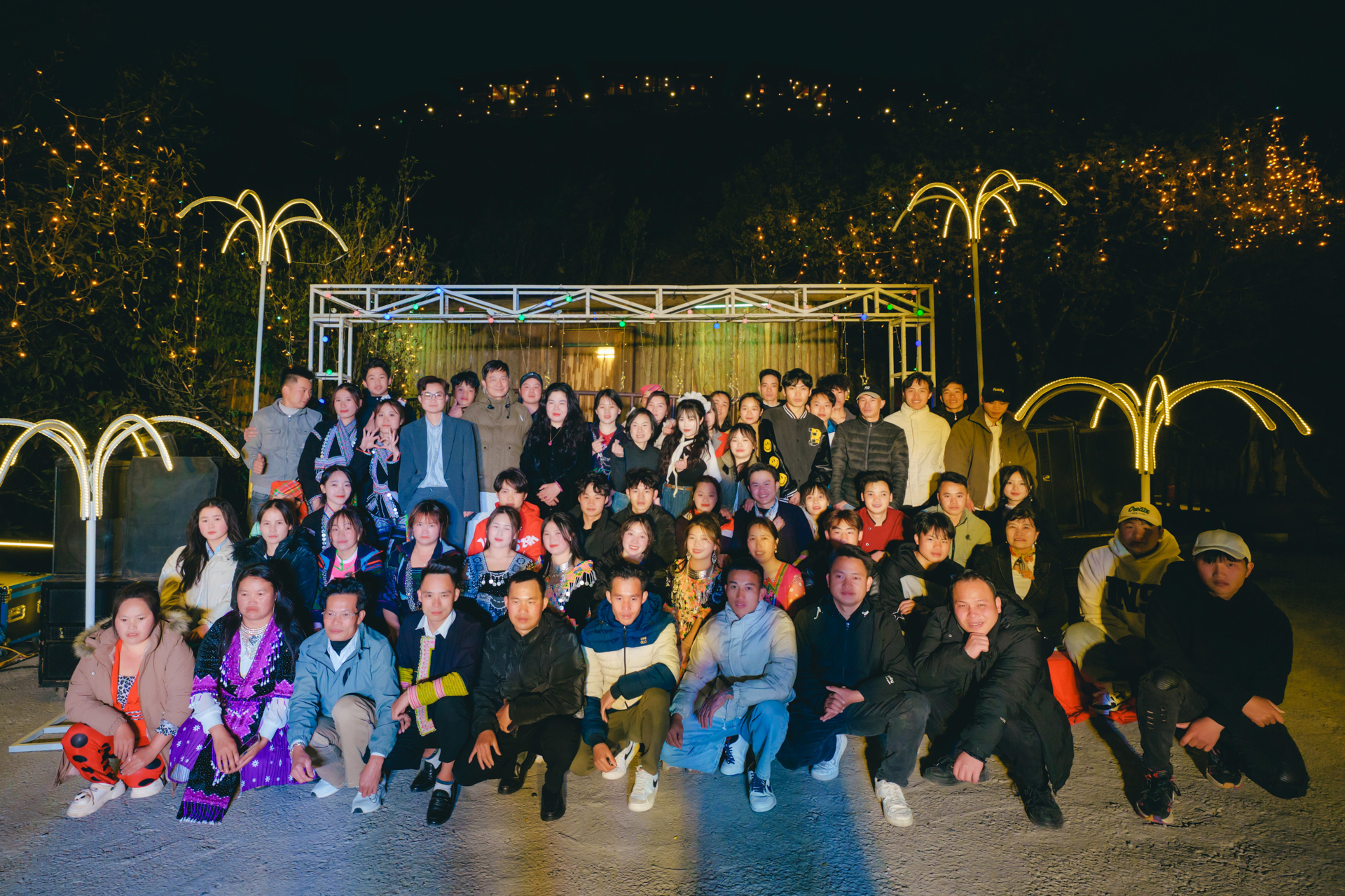 PARTY NGOÀI TRỜI